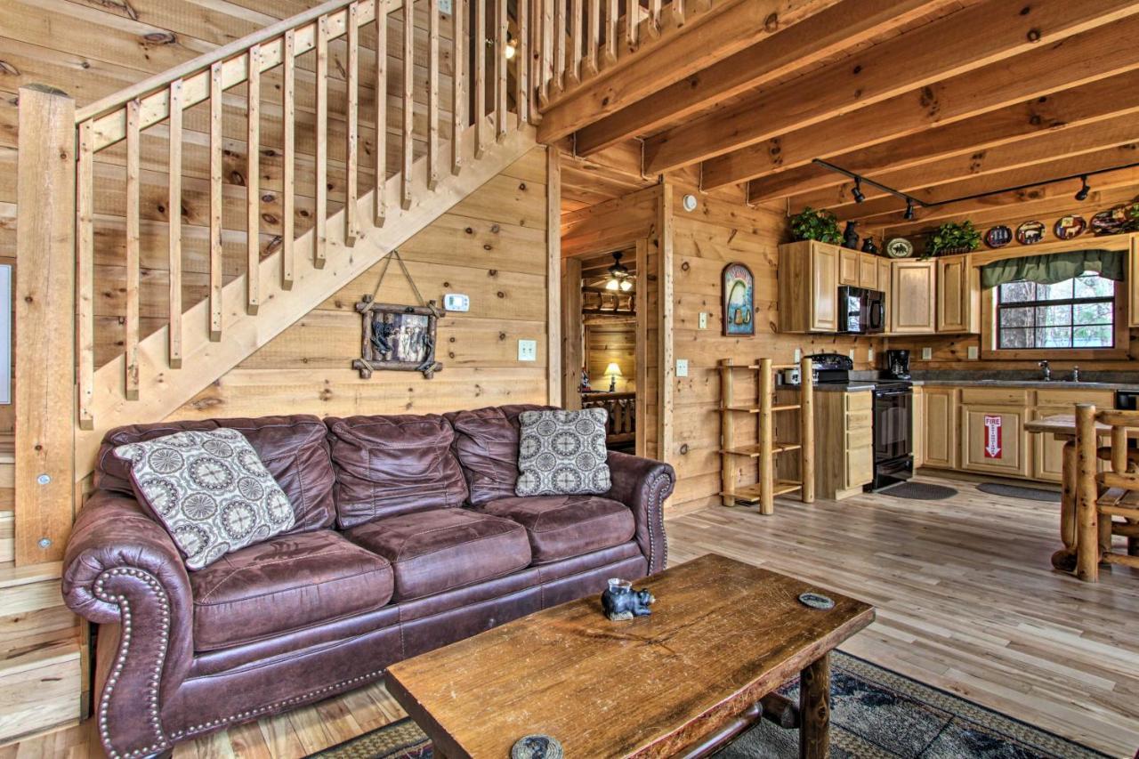 Sevierville Sanctuary Hot Tub, Pool Table And Deck! Exterior foto