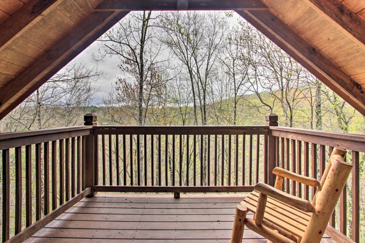 Sevierville Sanctuary Hot Tub, Pool Table And Deck! Exterior foto
